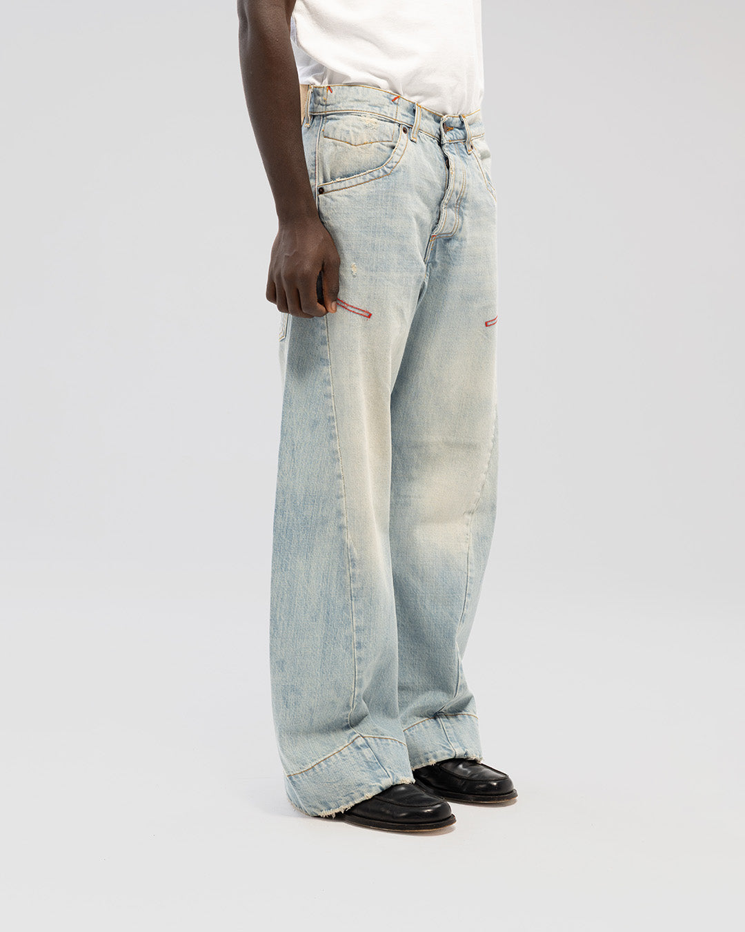 LIGHT TORSION JEANS