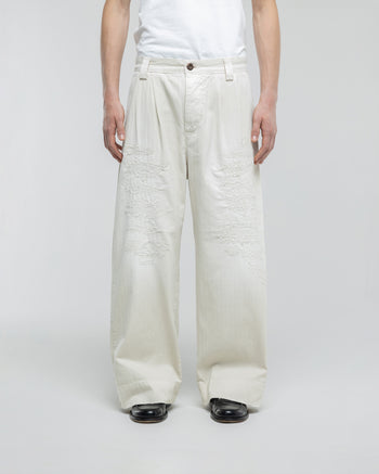 RIPPED WHITE BAGGY CHINOS